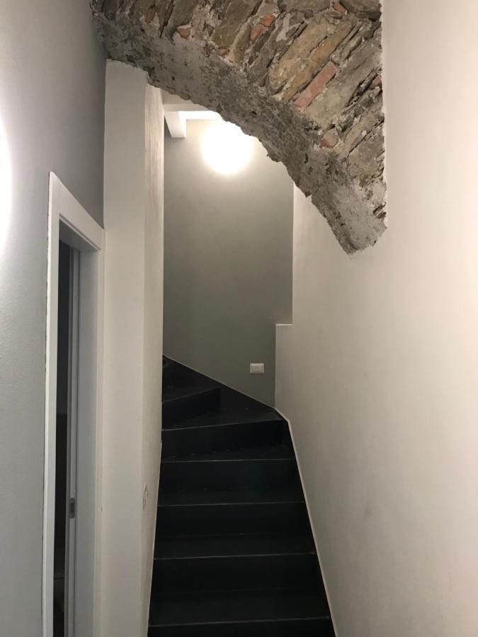 קנוביו Appartamento Cortile מראה חיצוני תמונה